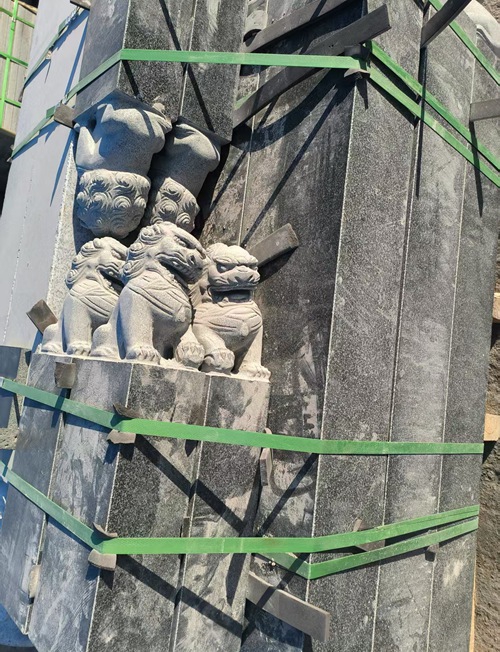 章丘黑石狮子