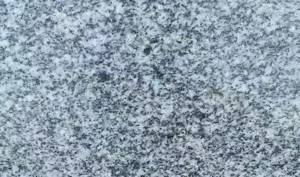 鲁灰石材加工时的注意事项